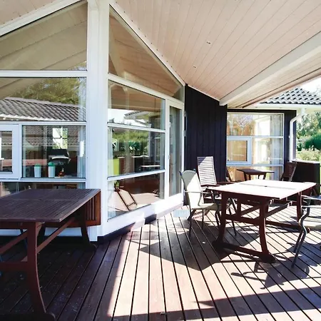 Gorgeous Home In Slagelse With Kitchen *